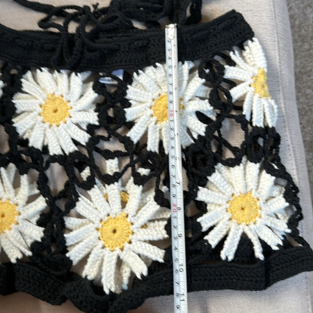 Julia Crochet Set - Picture 4 of 9